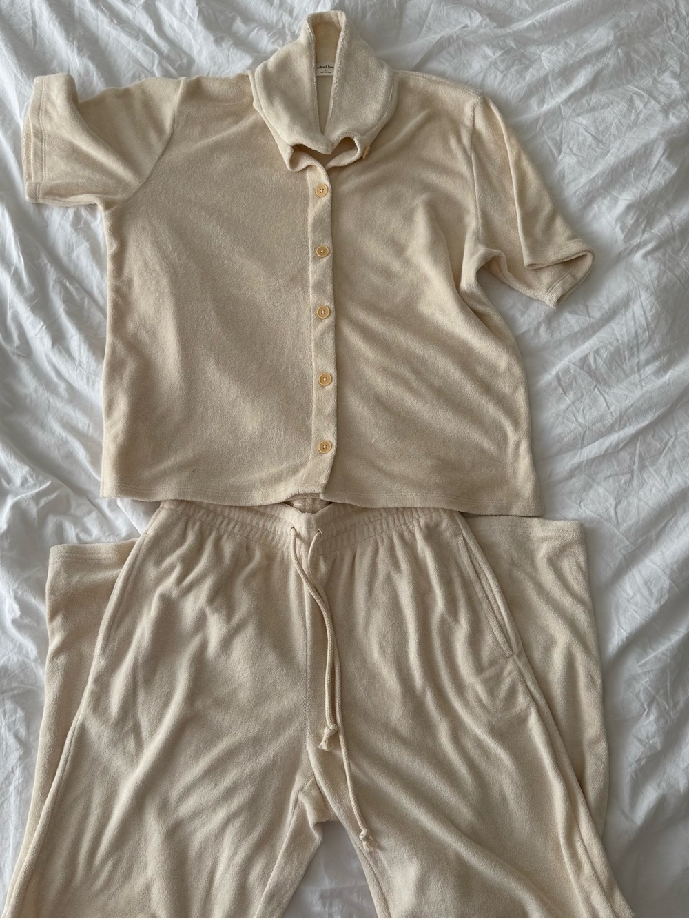 Wilfred Free Cream Short-Sleeve Button Pajama Set